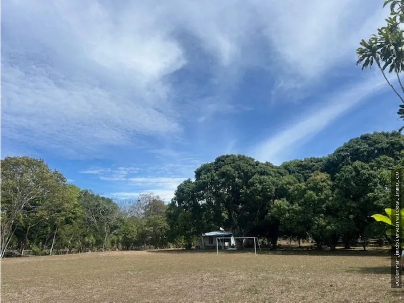 Quinta en Turrucares · 2