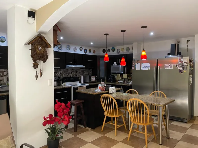 SE VENDE CASA EN BELEN · 4
