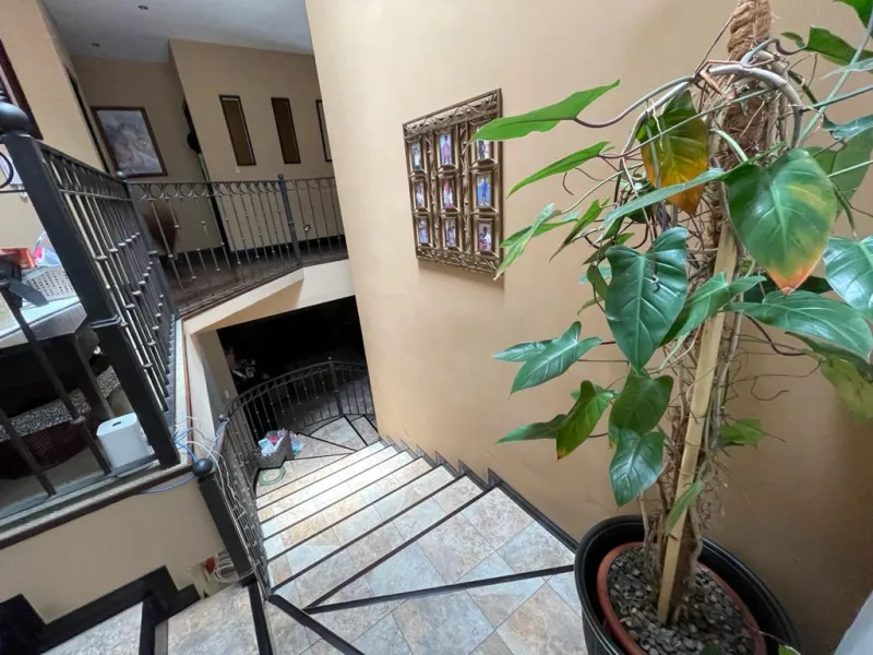 SE VENDE CASA EN BELEN · 5