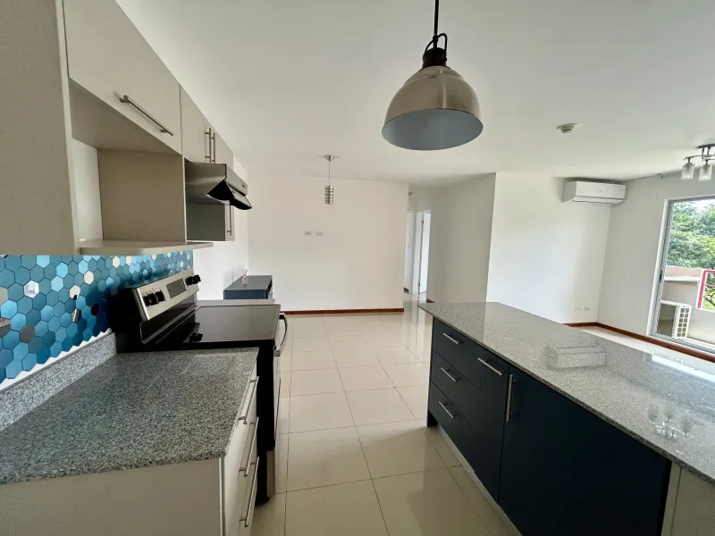 APARTAMENTO EN LAGUNILLA · 2